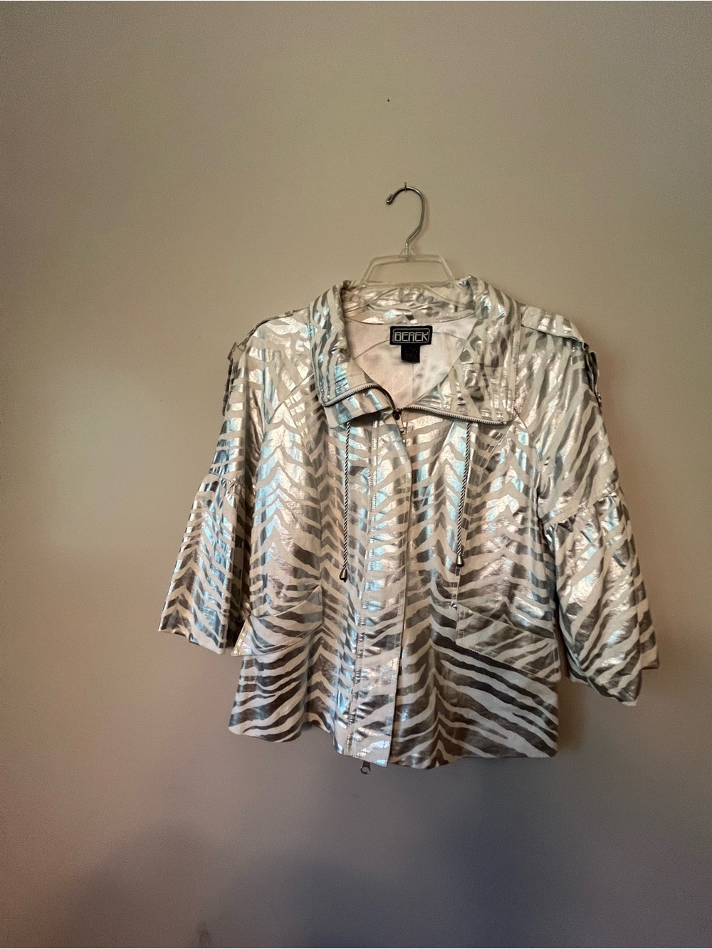 berek Metallic Zebra Cropped Jacket - Silver & white